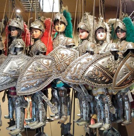 L´Opera dei Pupi (Teatro de marionetas), un clásico siciliano. ejemplo-de-personajes-Opera-dei-Pupi.jpg