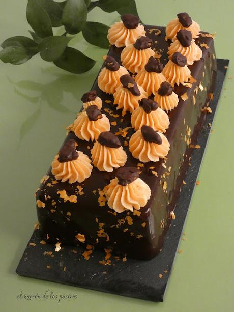 Semifrío Entremet de Maní y Chocolate Semifrío Entremet de Maní y Chocolate