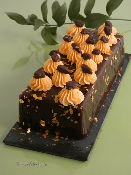 Semifrío Entremet de Maní y Chocolate Semifrío Entremet de Maní y Chocolate