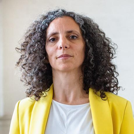 Todos sufrimos. «A 50 años del golpe civil militar. Relatos sobre la dictadura”. Alejandra Falabella Alejandra Falabella