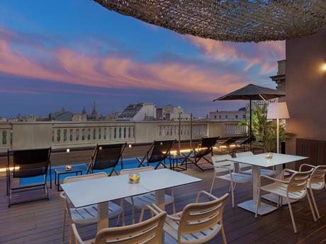 Ocho coctelerías de hotel que merece la pena descubrir en Barcelona﻿