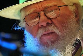 Adiós al alquimista de la música universal Adiós al alquimista de la música universal