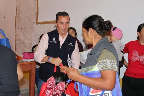 Gobierno Municipal realiza jornada de bienestar en Peñasco con entrega de apoyos Gobierno Municipal realiza jornada de bienestar en Peñasco con entrega de apoyos