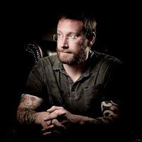 Susurran tu nombre de Alex North