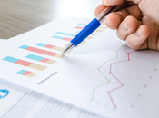 Gobierno francés borde colapso: caída Bayrou tras voto confianza sucede ahora. Por: Francesco Lovaglio