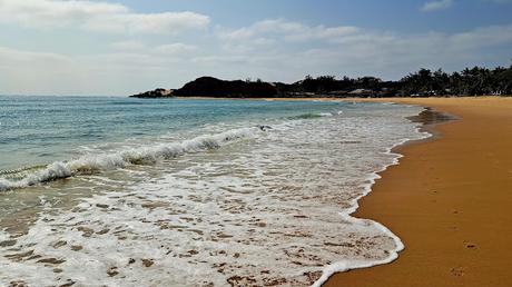 MOZAMBIQUE : INHAMBANE Y LA PRAIA DE TOFO MOZAMBIQUE : INHAMBANE Y LA PRAIA DE TOFO