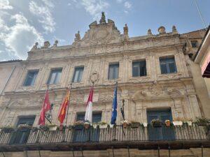 El PP carga contra el nuevo modelo de autobuses de Cuenca: «Malgasta el dinero público»