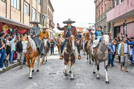 Ricardo Gallardo encabeza desfile cívico-militar por el 215 aniversario de la Independencia de México Ricardo Gallardo encabeza desfile cívico-militar por el 215 aniversario de la Independencia de México
