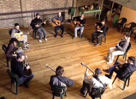 Música En Movimiento - Música en Movimiento Vol 1 (2025)