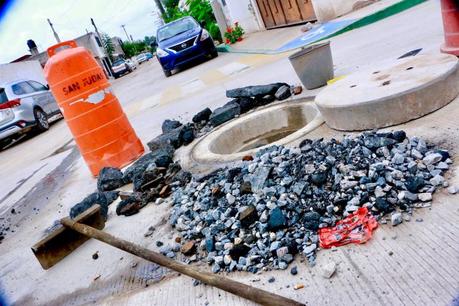 Villa de Pozos refuerza mantenimiento de drenajes