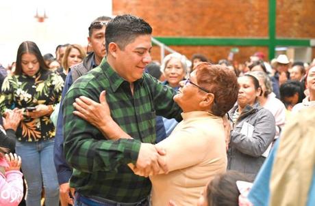 Ricardo Gallardo se mantiene entre los gobernadores mejor evaluados del país