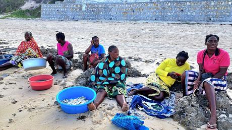 LOS PESCADORES DE VILANCULO LOS PESCADORES DE VILANCULO