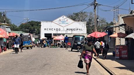 LOS PESCADORES DE VILANCULO LOS PESCADORES DE VILANCULO