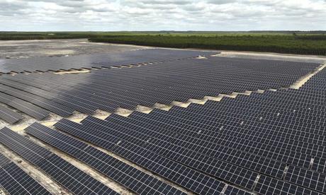 Ijes Solar construye una planta fotovoltaica de 45,5 MW al sur de Francia junto a Total Energies