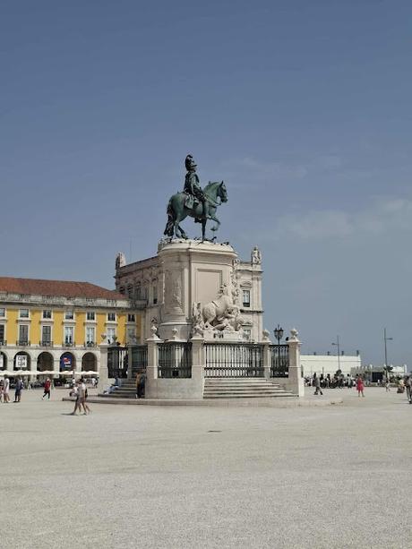 Guía práctica para visitar Lisboa: Qué ver, qué hacer y qué no perderte Plaza del Comercio