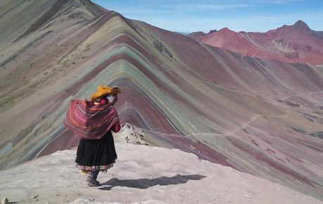 Destinos Viajes de Novios 2026 ¡La inspiración que estabais esperando! peru montaña de siete colores