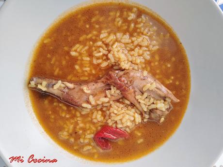 ARROZ CALDOSO CON CONEJO AL ESTILO DE LOS MONTES DE MALAGA