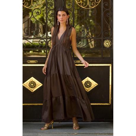 ¿Cómo elegir un look de invitada sin margen de error? 6