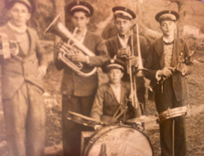 Darío, Fernando y Julio, tres músicos de Tineo fueron asesinados por tocar el Himno de Riego en las romerías.