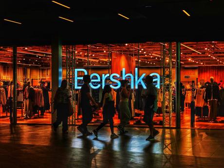 BERSHKA 2 Max Center – Fotografía creativa móvil en Barakaldo | Ibarakaldo