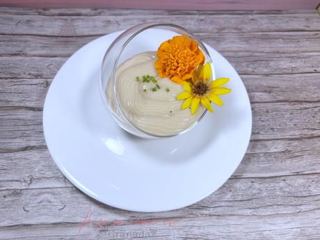 Mousse de patatas, coliflor y anchoas Mousse de patatas, coliflor y anchoas