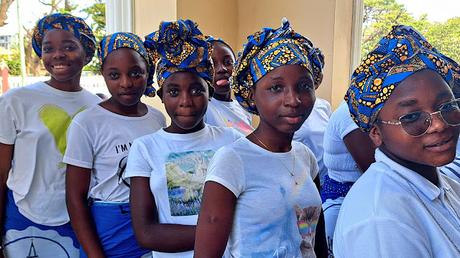 MOZAMBIQUE : BEIRA Y LA PLAYA DE MAKUTI MOZAMBIQUE : BEIRA Y LA PLAYA DE MAKUTI
