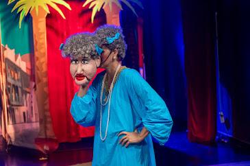 Lolita Pluma, Reina del Parque Santa Catalina. Manu Mdina Lolita Pluma, Reina del Parque Santa Catalina. Manu Mdina