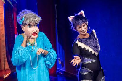 Lolita Pluma, Reina del Parque Santa Catalina. Manu Mdina Lolita Pluma, Reina del Parque Santa Catalina. Manu Mdina