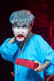 Lolita Pluma, Reina del Parque Santa Catalina. Manu Mdina Lolita Pluma, Reina del Parque Santa Catalina. Manu Mdina