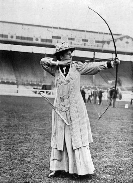 Conquistando el mundo del deporte, Lottie Dod (1871-1960) Conquistando el mundo del deporte, Lottie Dod (1871-1960)