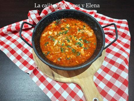 Manitas de cordero guisadas