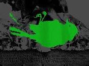 Karavana versiona Baila Sumeria Triángulo amor bizarro