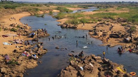 MOZAMBIQUE : EN EL MERCADO DE QUELIMANE