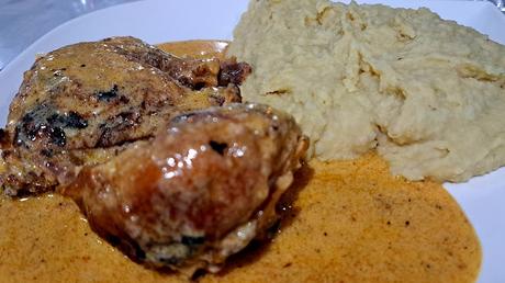 MOZAMBIQUE : EN EL MERCADO DE QUELIMANE MOZAMBIQUE : EN EL MERCADO DE QUELIMANE