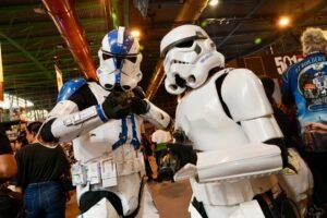 Espinosa de los Monteros lanza ‘Atenea’ reclamando el «cese de hostilidades» de PP y Vox para gobernar tras Sánchez