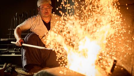 Cómo un herrero tradicional dio vida a las espadas de Ninja Gaiden 4 Cómo un herrero tradicional dio vida a las espadas de Ninja Gaiden 4