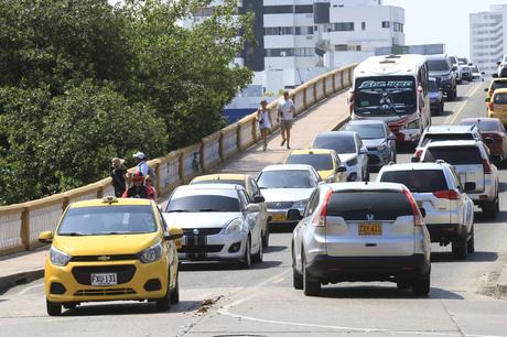 Pico y Placa en Medellín hoy jueves 25 de septiembre de 2025: carros, motos y taxis