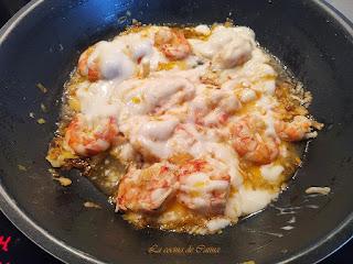 Brócoli con bechamel de puerro y gambas Brócoli con bechamel de puerro y gambas