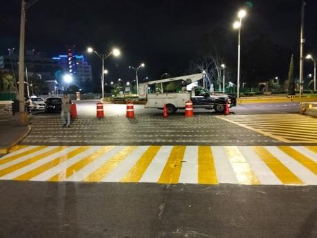 Policía Vial refuerza seguridad peatonal con señalización en la Glorieta González Bocanegra