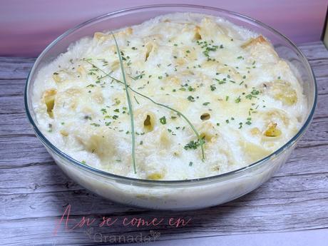 Galets rellenos de mar con bechamel