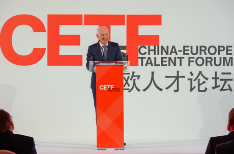 España y China coinciden en la importancia del talento y la inteligencia artificial para la colaboración internacional