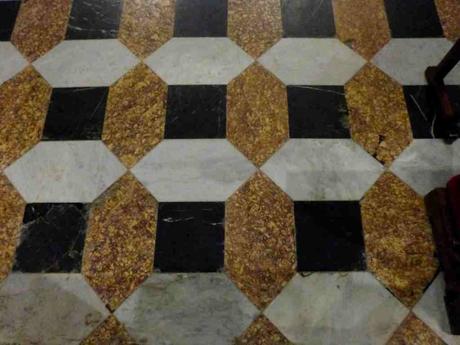 Alegoría y geometría en la Catedral de Tortosa Alegoría y geometría en la Catedral de Tortosa