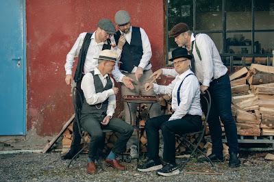 Panzerpappa - Landsbysladder (2025) Panzerpappa - Landsbysladder (2025)