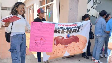 Pacientes renales exigen reactivación del área de trasplantes del Hospital Central