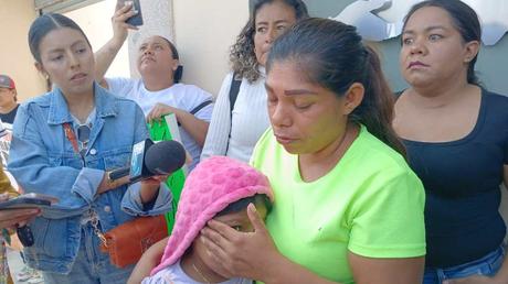 Pacientes renales exigen reactivación del área de trasplantes del Hospital Central Pacientes renales exigen reactivación del área de trasplantes del Hospital Central