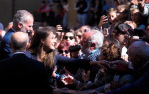 La Guardia Urbana detiene en Barcelona a un conductor de VTC con una orden de busca y captura