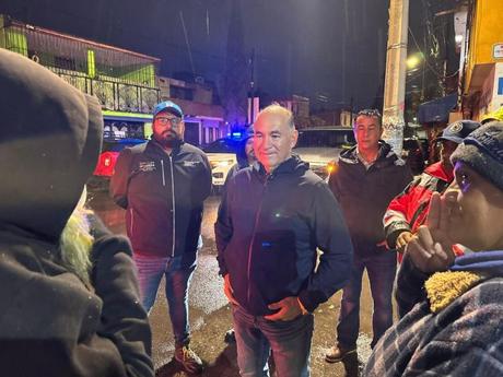 Alcalde Enrique Galindo encabeza inspección nocturna tras lluvias en la Capital
