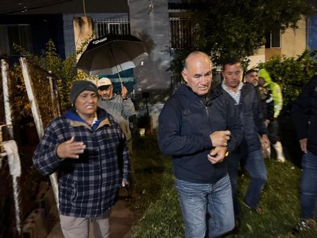 Alcalde Enrique Galindo encabeza inspección nocturna tras lluvias en la Capital