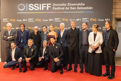 'Anatomía de un instante', la serie original Movistar Plus+ de Alberto Rodríguez, se ha presentado en el Festival de San Sebastián