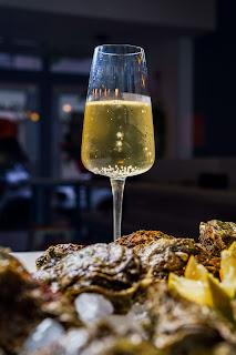 CHARNELA, CELEBRA SU SEXTO ANIVERSARIO